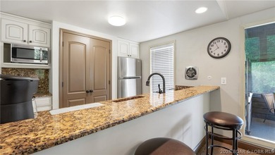 Exceptional opportunity for a personal Lake getaway, second home - photo 11
