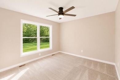 Right-size your living situation with this 3 bedroom, 2 bath - photo 13