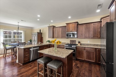 Welcome home to this beautifully maintained 4-bedroom, 2.5-bath - photo 14