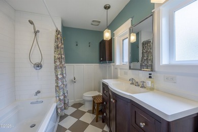 This charming cottage with lots of fun features on a .66-acre - photo 16