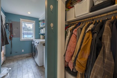 This charming cottage with lots of fun features on a .66-acre - photo 17