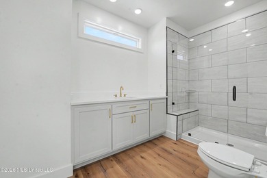 Enjoy coastal living on the beautiful Biloxi Back Bay in this - photo 20
