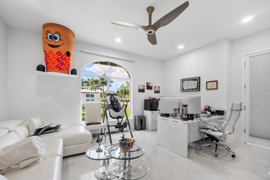 Jupiter waterfront paradise! This 3BR/3.5BA CBS home with office - photo 20