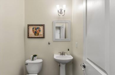 Welcome home to this beautifully maintained 4-bedroom, 2.5-bath - photo 21