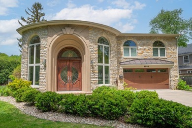 Lake Michigan - Milwaukee County Home For Sale in Fox Point Wisconsin