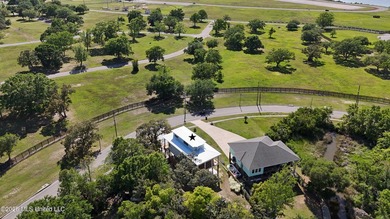 Enjoy coastal living on the beautiful Biloxi Back Bay in this - photo 30