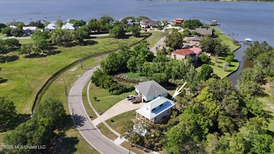 Enjoy coastal living on the beautiful Biloxi Back Bay in this - photo 32