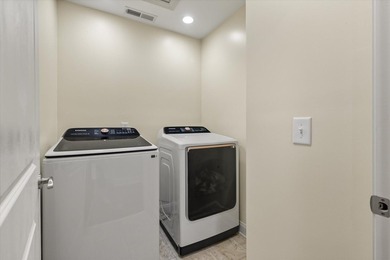 Welcome home to this beautifully maintained 4-bedroom, 2.5-bath - photo 33