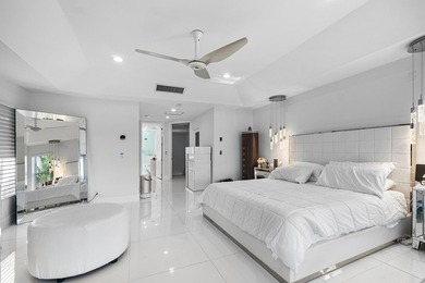 Jupiter waterfront paradise! This 3BR/3.5BA CBS home with office - photo 36