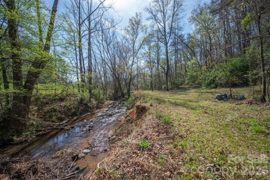 Charming 3-bedroom, 2-bath home nestled on a scenic 1-acre - photo 3