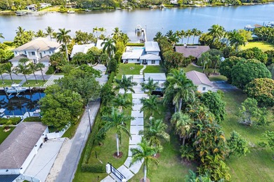 Jupiter waterfront paradise! This 3BR/3.5BA CBS home with office - photo 56