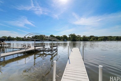 Experience the best of Fox River living in this gorgeous - photo 3