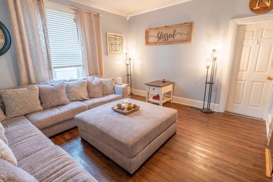 Victorian charm meets modern updates!!! Step into timeless - photo 3