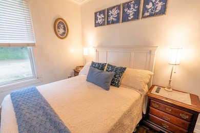Victorian charm meets modern updates!!! Step into timeless - photo 5