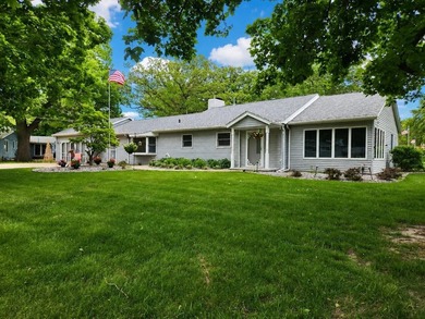 Silver Lake - Kenosha County Home For Sale in Silver Lake Wisconsin
