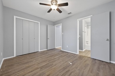 Welcome to this 2-bedroom, 2-bathroom first-floor corner unit in - photo 13