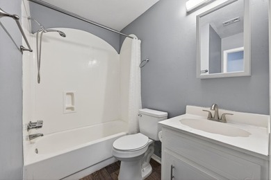 Welcome to this 2-bedroom, 2-bathroom first-floor corner unit in - photo 14