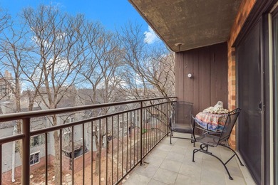 Enjoy living right on Loring Green, in this beautifully updated - photo 24