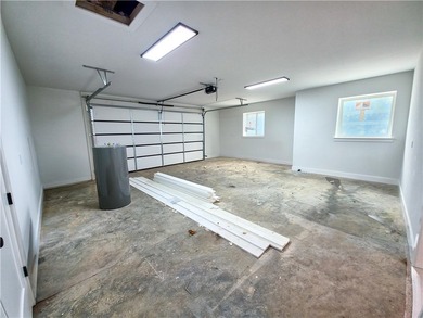 BUILT DIFFERENT: One of the only Nudura ICF (Insulated Concrete - photo 34