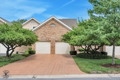 (private lake, pond, creek) Townhome/Townhouse For Sale in Orland Park Illinois
