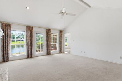 Tucked away on a cul-de-sac in a peaceful lakefront neighborhood - photo 6
