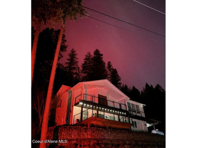 Beautifully remodeled and ideally positioned on the quiet - photo 8