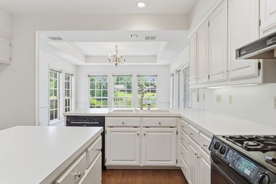 Tucked away on a cul-de-sac in a peaceful lakefront neighborhood - photo 10