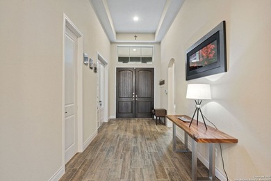 Stylish and modern designed Perry Home in a gated community - photo 4