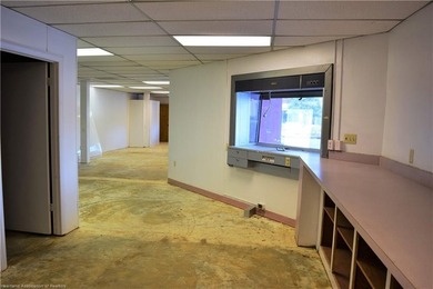 2 Story 10,966 SF Bank Building at traffic light West Main & - photo 28