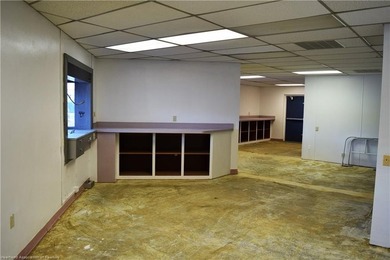 2 Story 10,966 SF Bank Building at traffic light West Main & - photo 30