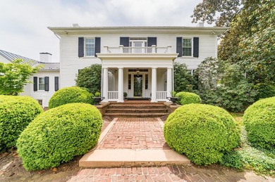 (private lake, pond, coastal) Home For Sale in Forest Virginia