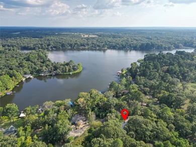Welcome to 998 County Road 3230 in Quitman, a charming three - photo 2