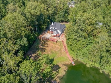 Picturesque Waterside Retreat Offering Ultimate Seclusion and - photo 43