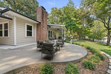 Welcome to 998 County Road 3230 in Quitman, a charming three - photo 5