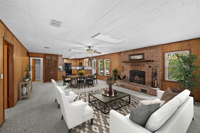 Welcome to 998 County Road 3230 in Quitman, a charming three - photo 6