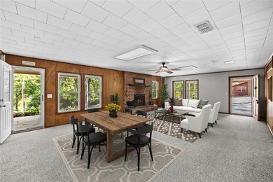 Welcome to 998 County Road 3230 in Quitman, a charming three - photo 8