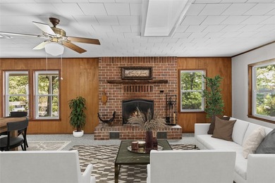 Welcome to 998 County Road 3230 in Quitman, a charming three - photo 9