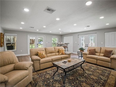 Luxury Lake June Lakefront Home, Newly Remodeled, 4 Bedrooms, 3 - photo 13