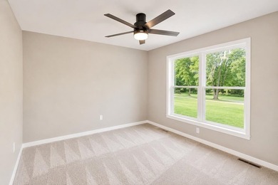 Right size your living situation with this 3 bedroom, 2 bath - photo 13