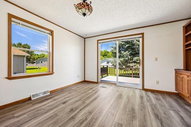 Beautifully updated home ready for you to move right in! As you - photo 22