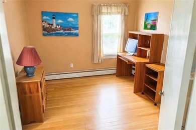 Charming well maintained 3-Bed, 2-Bath Home with Distant Water - photo 23
