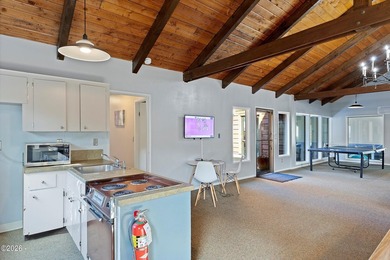 Wake up to sweeping ocean views from this 3rd floor oceanfront - photo 24