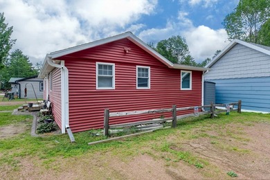 Experience the best of Lake Nokomis living with this beautifully - photo 26