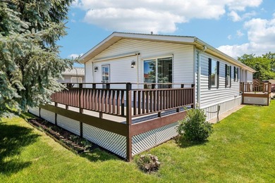 Beautifully updated home ready for you to move right in! As you - photo 30