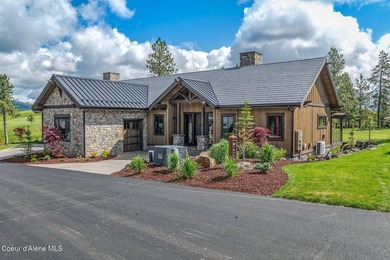 BRAND NEW LUXURY TERRACE AT PRESTIGIOUS BLACK ROCK. Situated off - photo 1