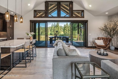 BRAND NEW LUXURY TERRACE AT PRESTIGIOUS BLACK ROCK. Situated off - photo 6