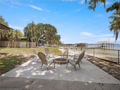 Luxury Lake June Lakefront Home, Newly Remodeled, 4 Bedrooms, 3 - photo 38
