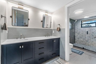 Welcome to your completely renovated dream 2/2 villa in the - photo 18