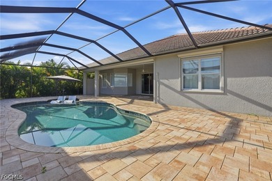 Located in the gated community of Emerson Square in Fort Myers - photo 37
