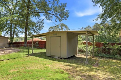 Lakefront, direct water access, and just under 3,600 square feet - photo 8